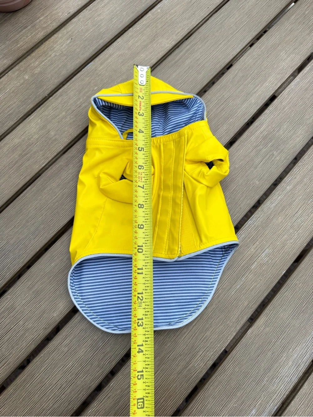 Canada Pooch Yellow Dog Raincoat Hooded Waterproof Jacket Size 10